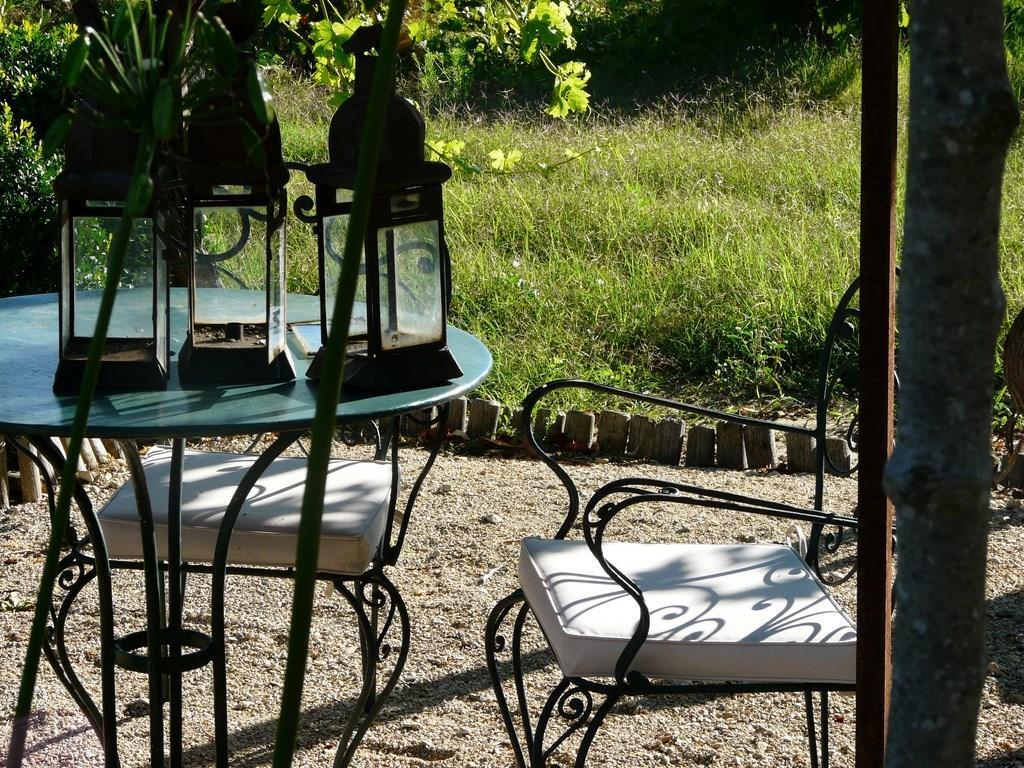 Lou Amourie Roussillon en Isere Exterior foto
